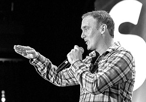 Jay Mohr to Headline 19th Annual Comedy for a Cure on April 5, 2020